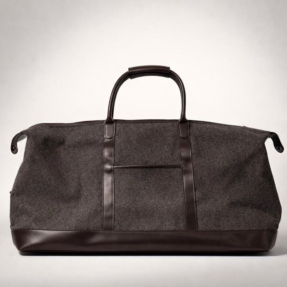 Aramis Cologne Brown Leather Large Travelers Duffle Weekend Getaway Cabin Bag